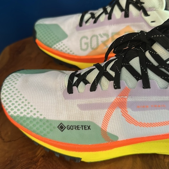 NWOT Men’s Nike React Pegasus 4 Gore-Tex Hiking Trail  NBY DJ7926-500 Size 7.5 - Picture 3 of 9